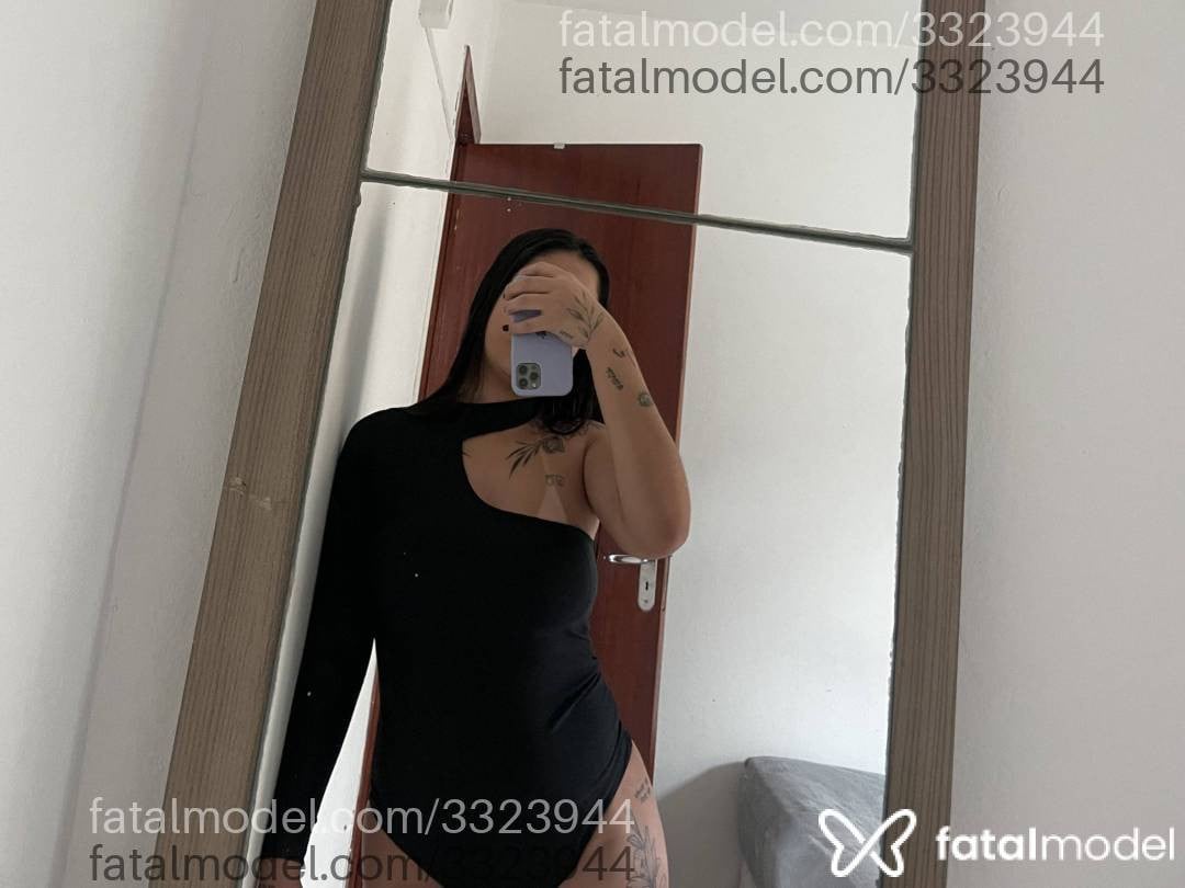 Acompanhante mulher morena (o) de olhos castanhos - Mel