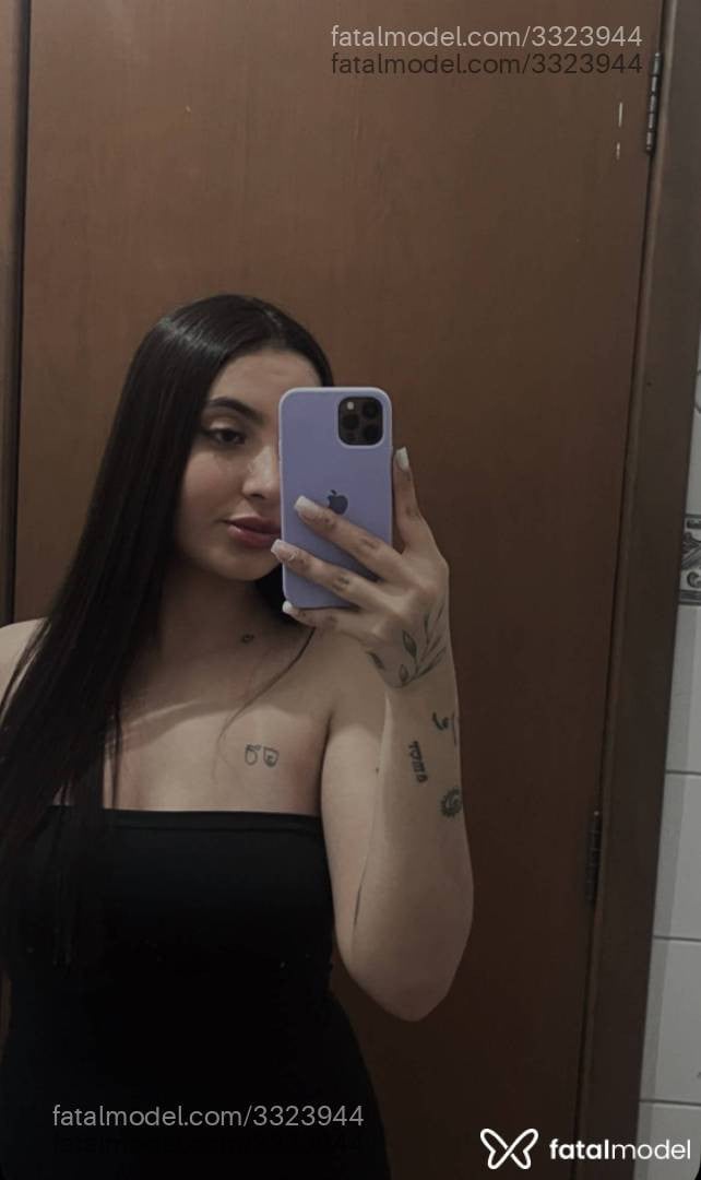 Acompanhante mulher morena (o) de olhos castanhos - Mel