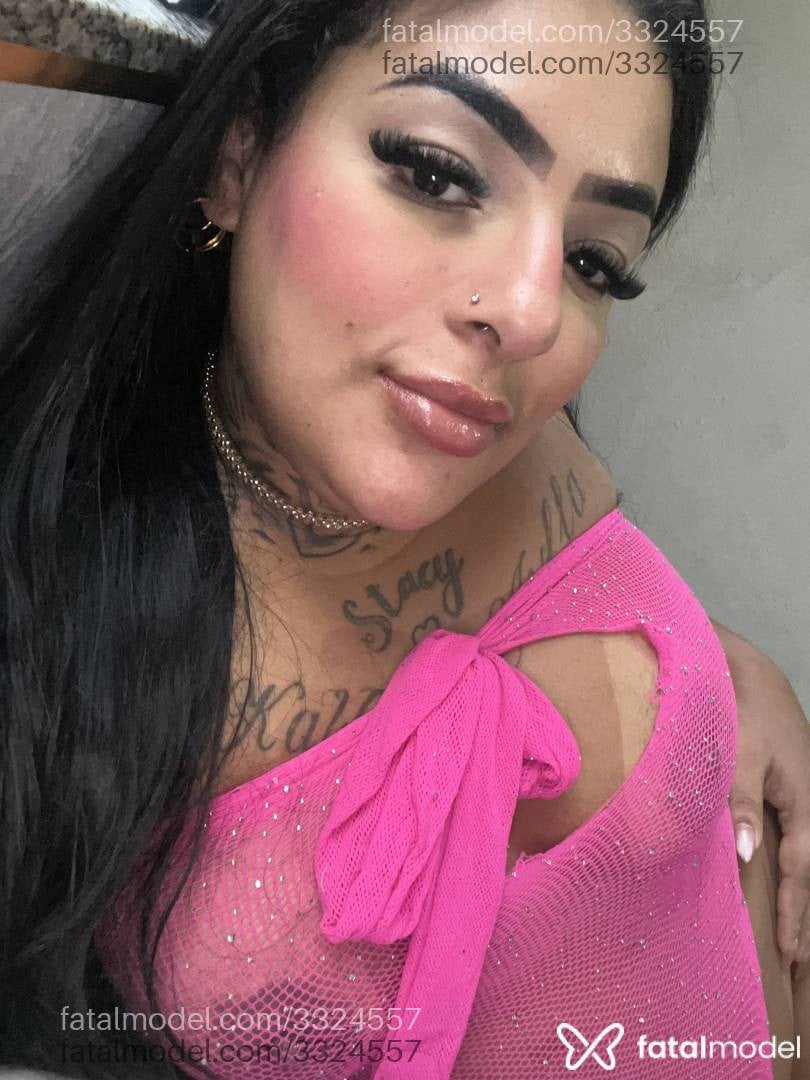Acompanhante mulher com cabelo castanho de olhos castanhos - Kethellen