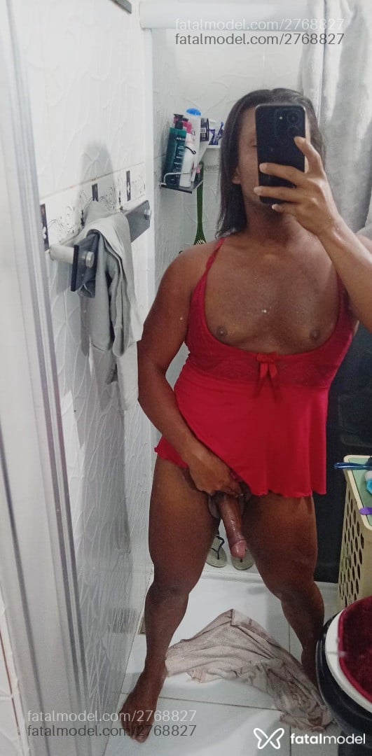 Acompanhante mulher trans morena (o) de olhos castanhos - Mansur Araújo