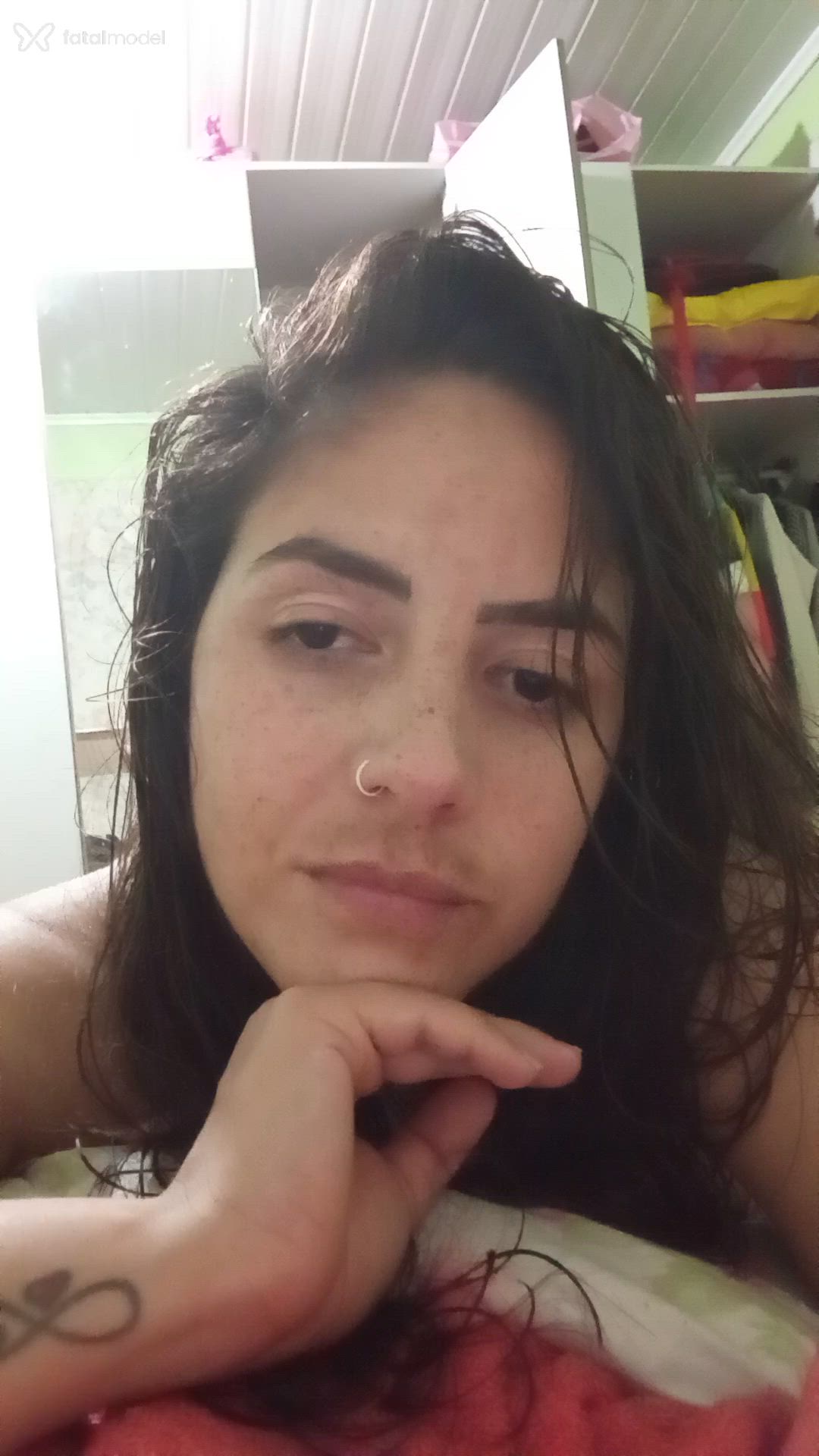 Acompanhante mulher com cabelo castanho de olhos castanhos - Beatris Acompanhante mulher com cabelo castanho de olhos castanhos - Beatris