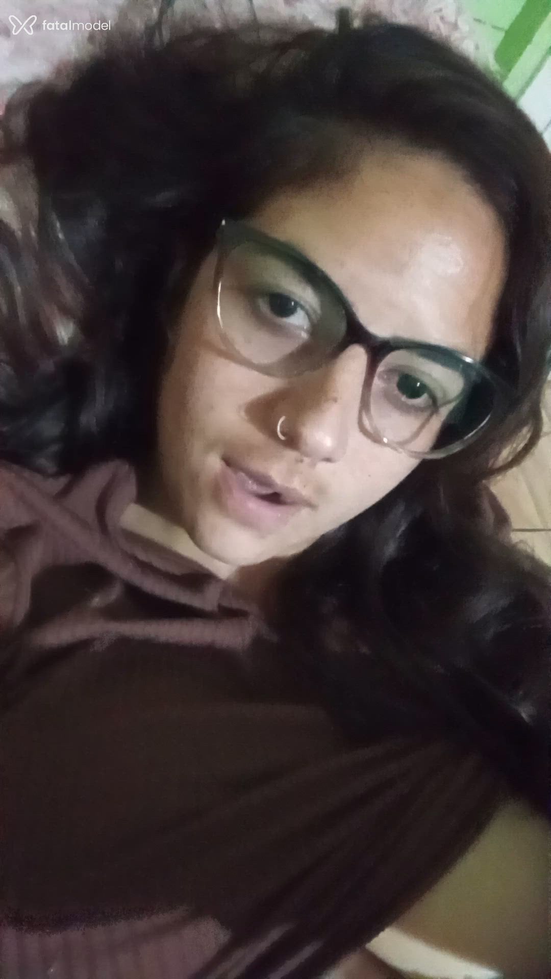 Acompanhante mulher com cabelo castanho de olhos castanhos - Beatris Acompanhante mulher com cabelo castanho de olhos castanhos - Beatris