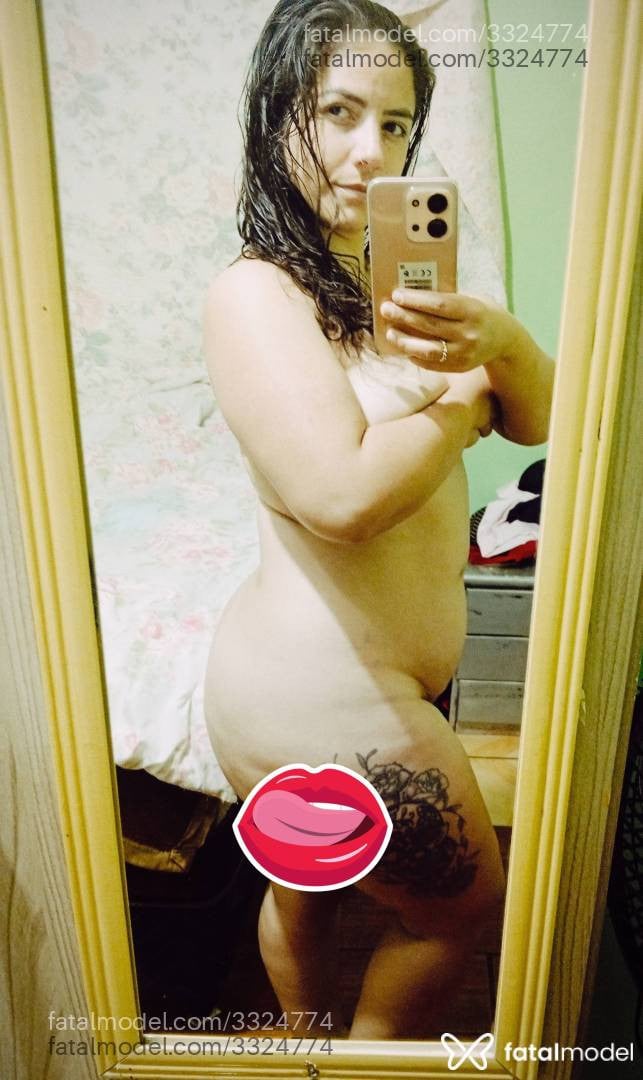 Acompanhante mulher com cabelo castanho de olhos castanhos - Beah