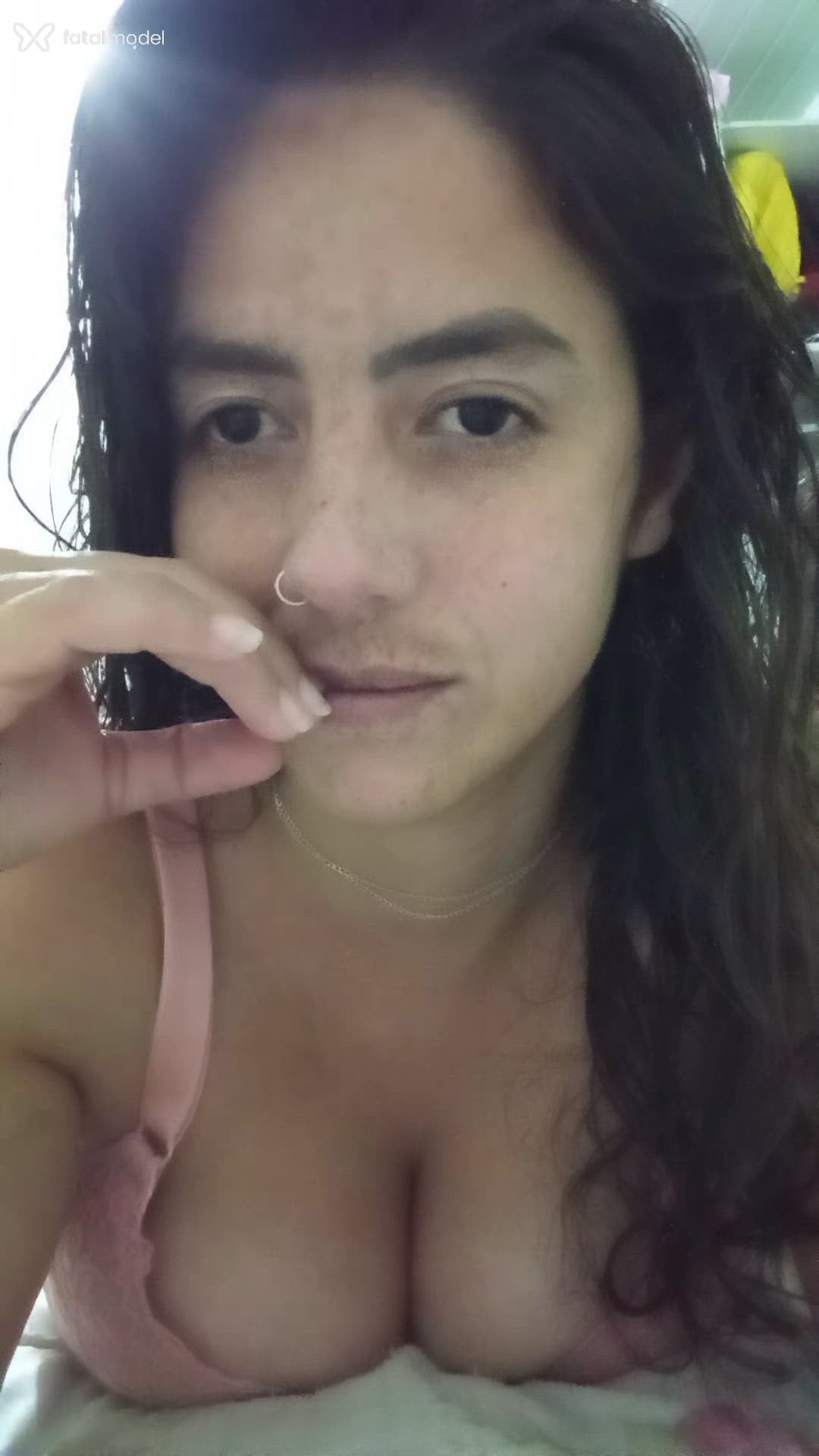 Acompanhante mulher com cabelo castanho de olhos castanhos em Frederico Westphalen Acompanhante mulher com cabelo castanho de olhos castanhos em Frederico Westphalen - Beah