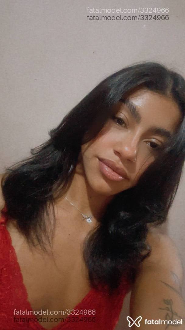 Acompanhante mulher com cabelo castanho de olhos castanhos em Petrópolis - Agatha Lins