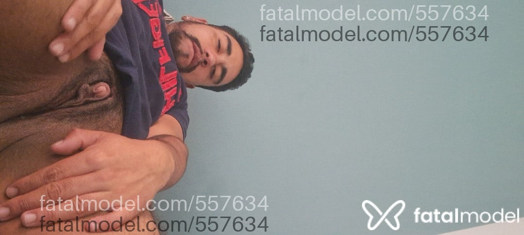 Acompanhante homem com cabelo castanho de olhos castanhos - HOMEM TRANS