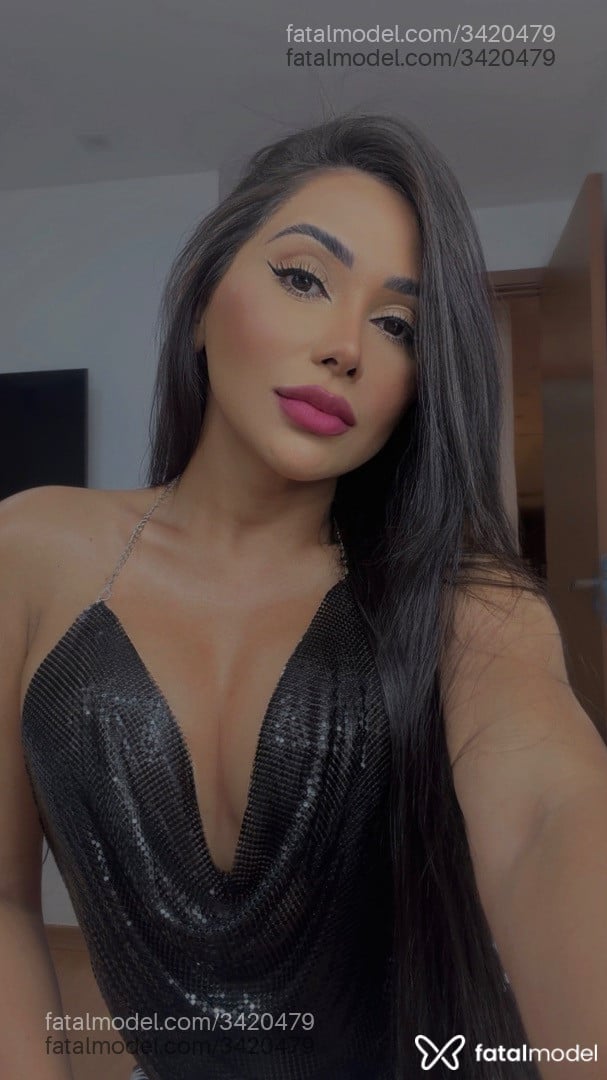 Acompanhante mulher morena (o) de olhos castanhos - Pietra Muniz