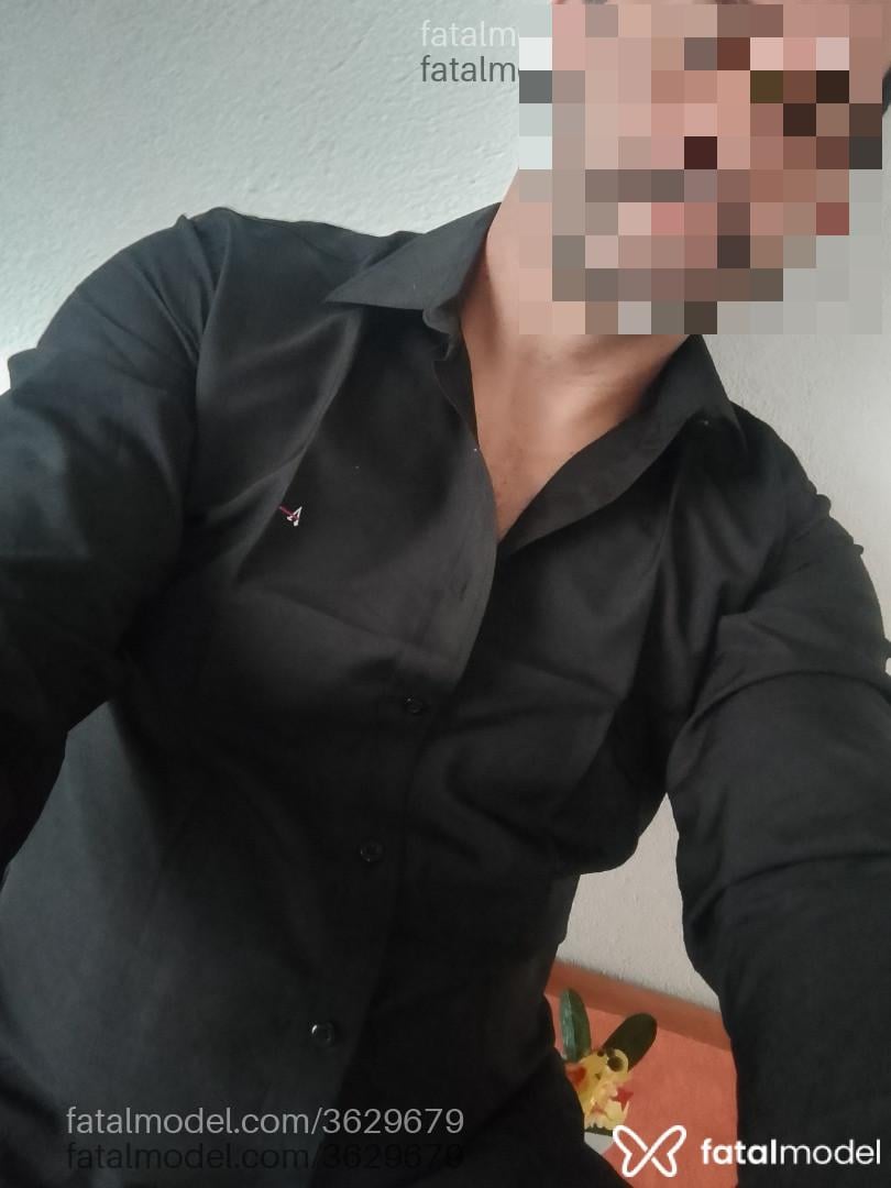 Acompanhante homem com cabelo castanho de olhos castanhos - Paulo Roberto