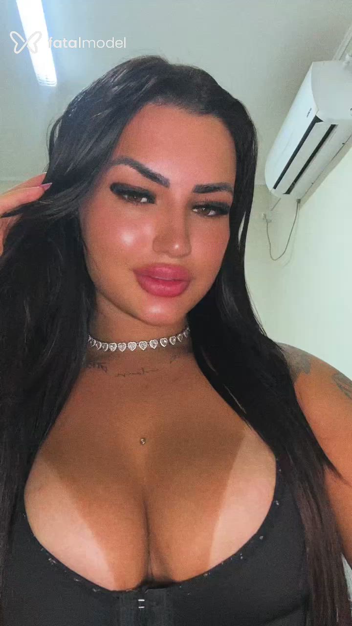 Acompanhante mulher morena (o) de olhos mel em Porto Alegre - Raissa Barbosa