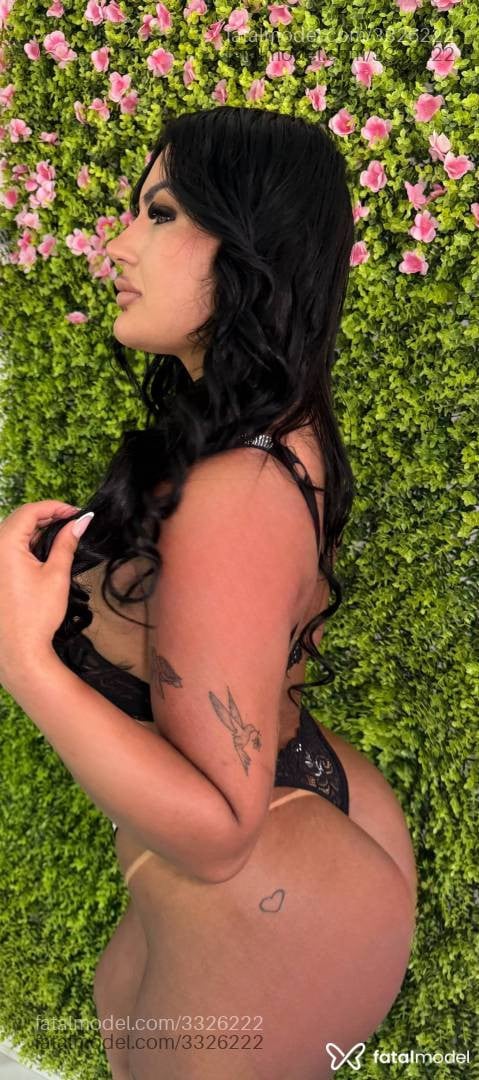 Acompanhante mulher morena (o) de olhos mel - Raissa Barbosa