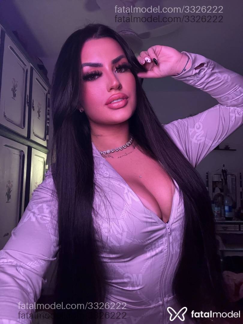 Acompanhante mulher morena (o) de olhos mel - Raissa Barbosa