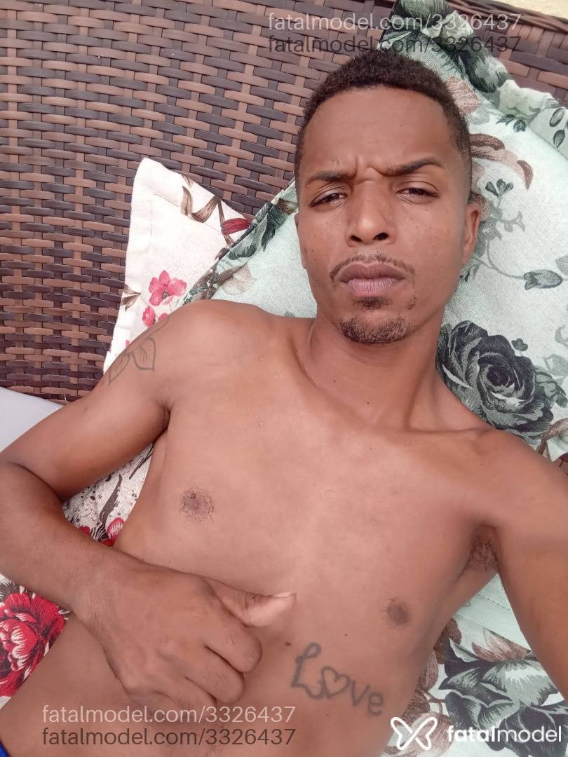 Acompanhante homem morena (o) de olhos pretos em Fernando de Noronha - Graziel