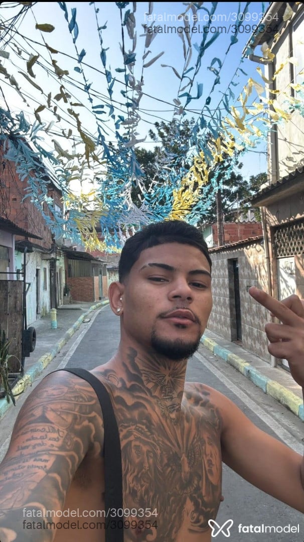 Acompanhante homem morena (o) de olhos pretos - Marcos Aurélio