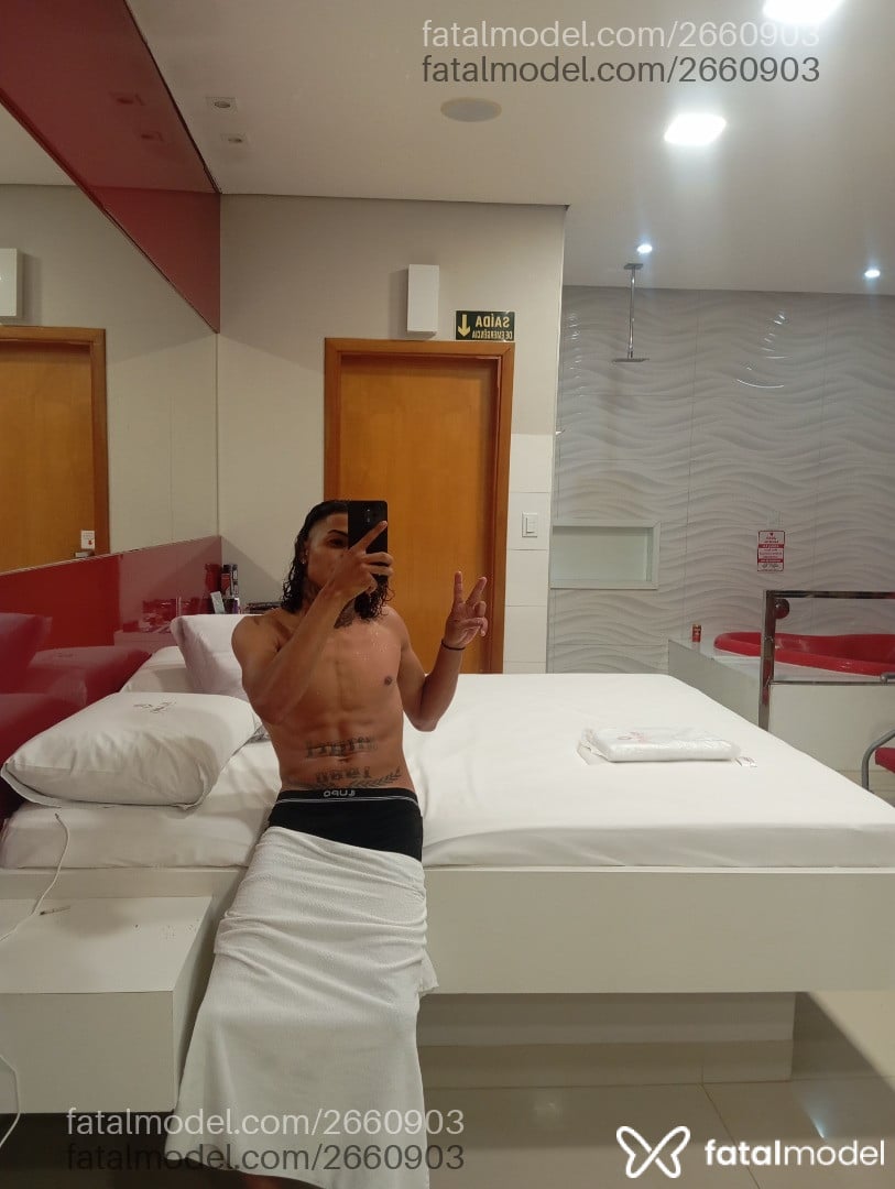 Acompanhante homem morena (o) de olhos pretos - Juninho Reis