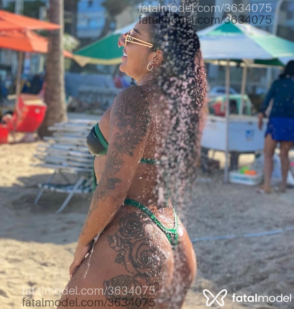Acompanhante mulher morena (o) de olhos castanhos - Yasmin