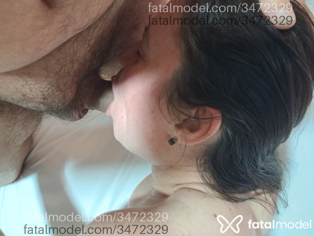 Acompanhante homem com cabelo castanho de olhos mel - Eduardo