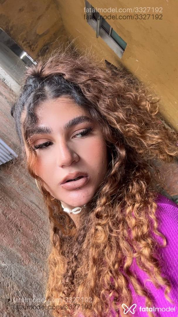 Acompanhante mulher trans morena (o) de olhos castanhos em Virtual - Ayra Alves