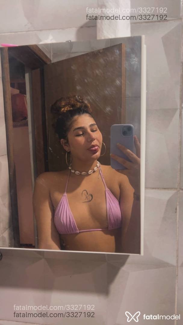 Acompanhante mulher trans morena (o) de olhos castanhos em Virtual - Ayra Alves