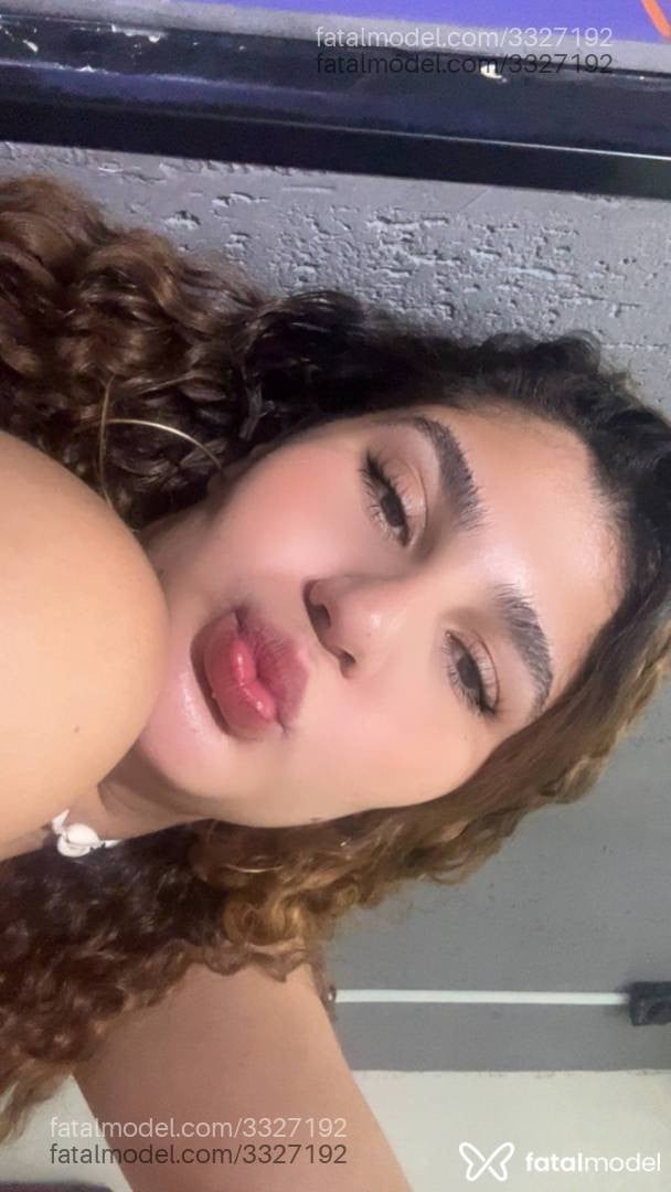 Acompanhante mulher trans morena (o) de olhos castanhos em Virtual - Ayra Alves