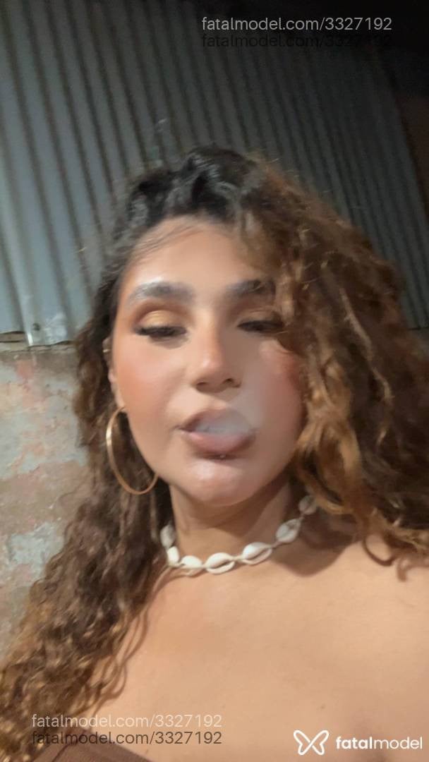 Acompanhante mulher trans morena (o) de olhos castanhos em Virtual - Ayra Alves