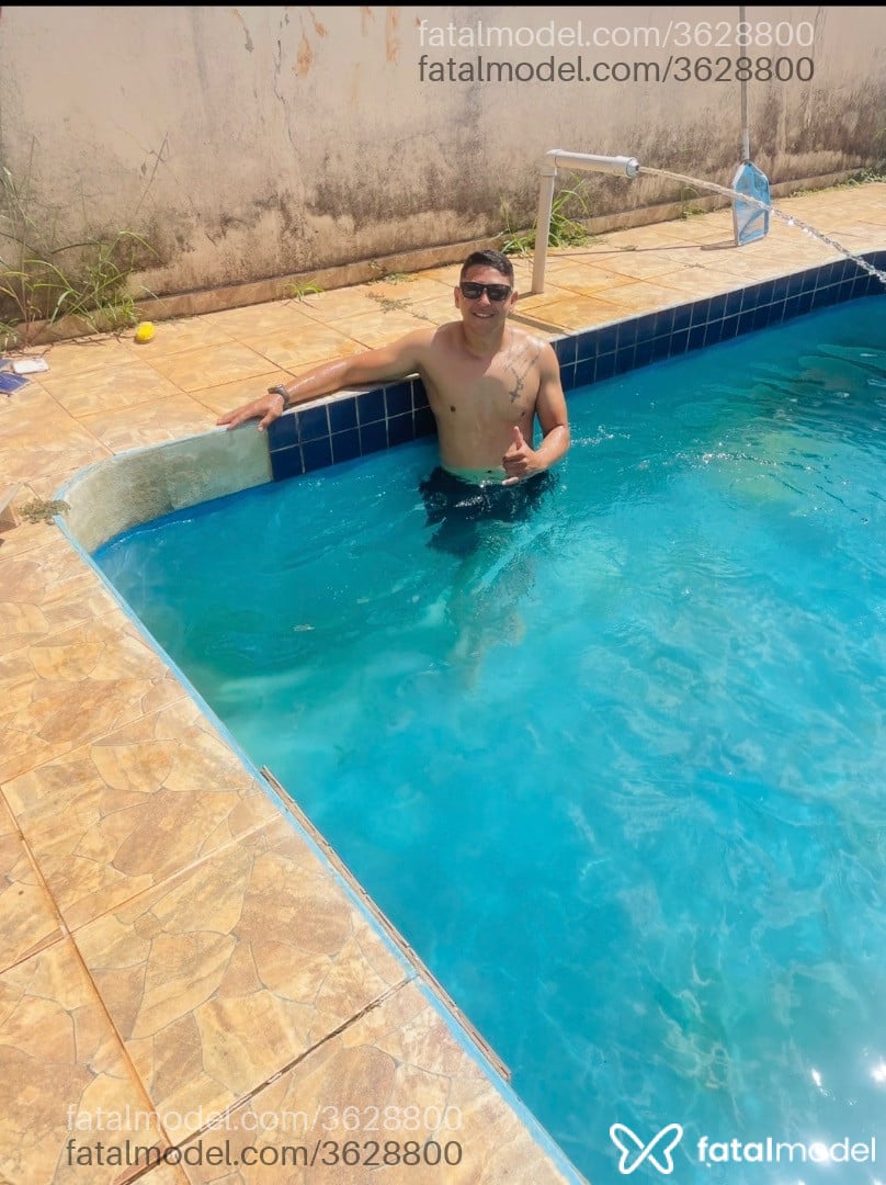 Acompanhante homem morena (o) de olhos castanhos - Jhonatan