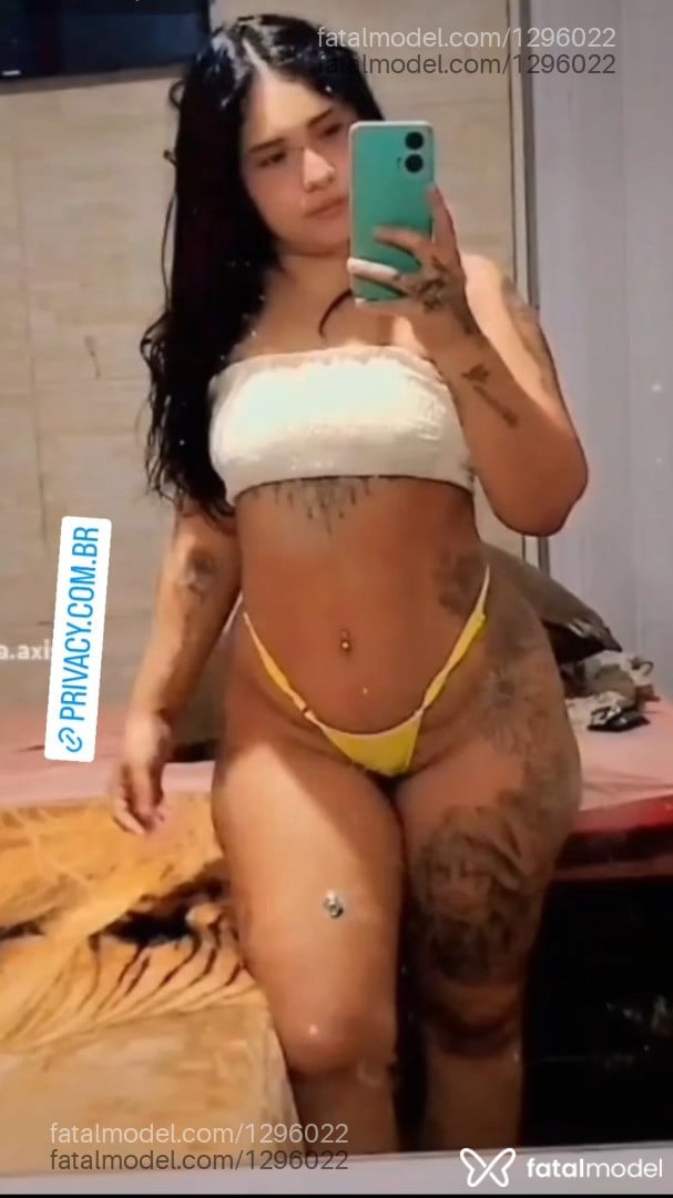 Acompanhante mulher morena (o) de olhos mel - Alice Maravilha