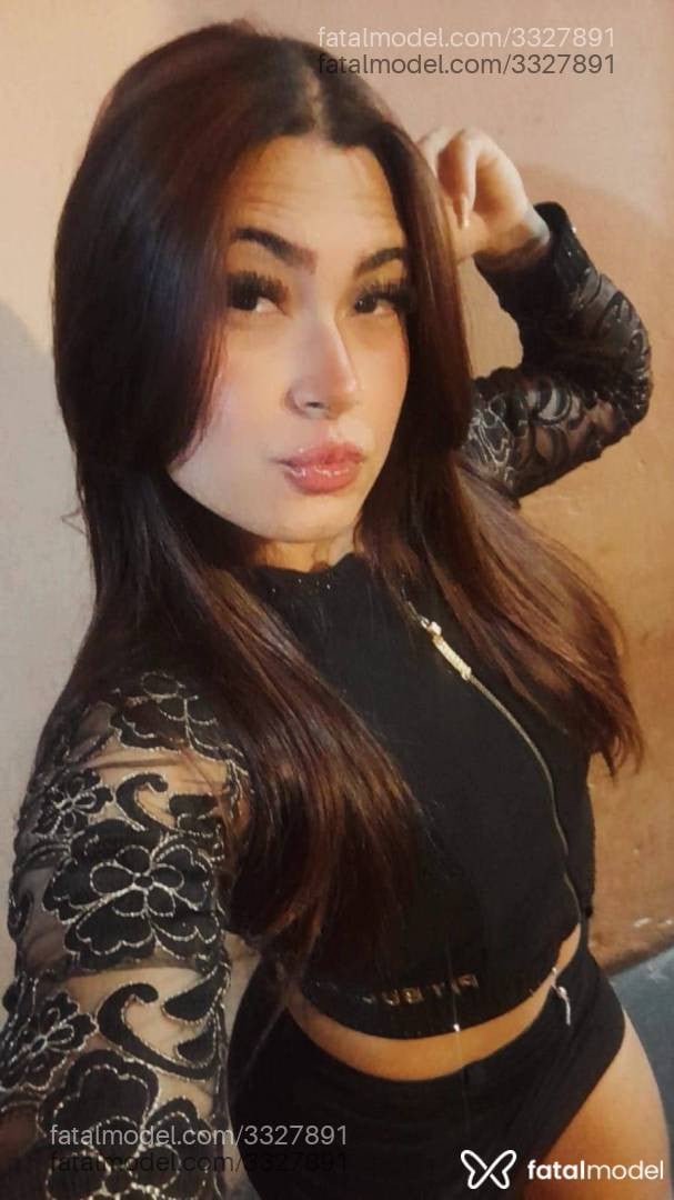 Acompanhante mulher ruiva (o) de olhos castanhos - Isadora Ravelle
