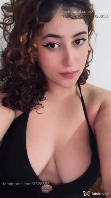 Acompanhante mulher ruiva (o) de olhos castanhos em Curitiba - Karol