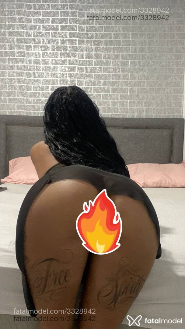 Acompanhante mulher morena (o) de olhos castanhos - Ayla Reis