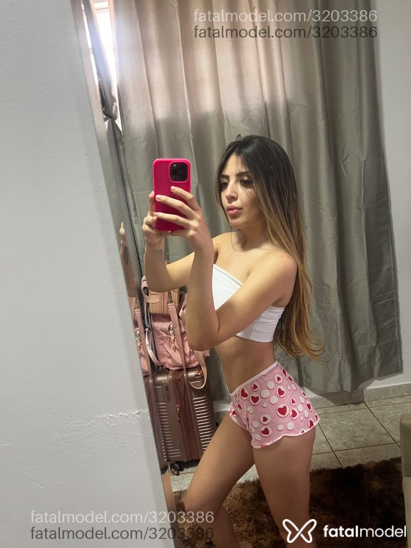 Acompanhante mulher morena (o) de olhos castanhos - Jasmim Gurgel