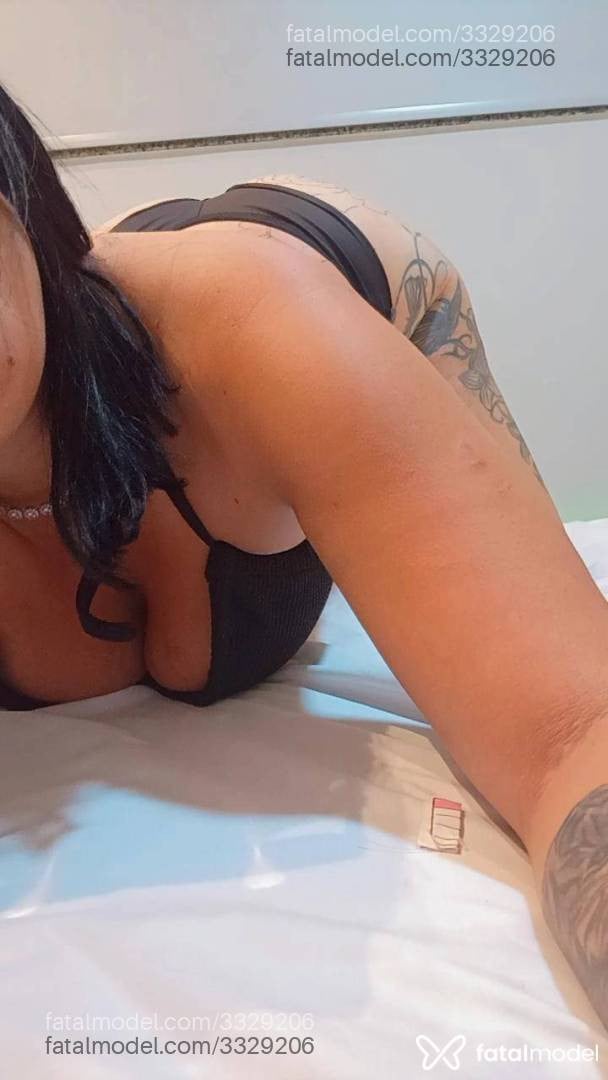 Acompanhante mulher morena (o) de olhos castanhos - Paolla Giulia