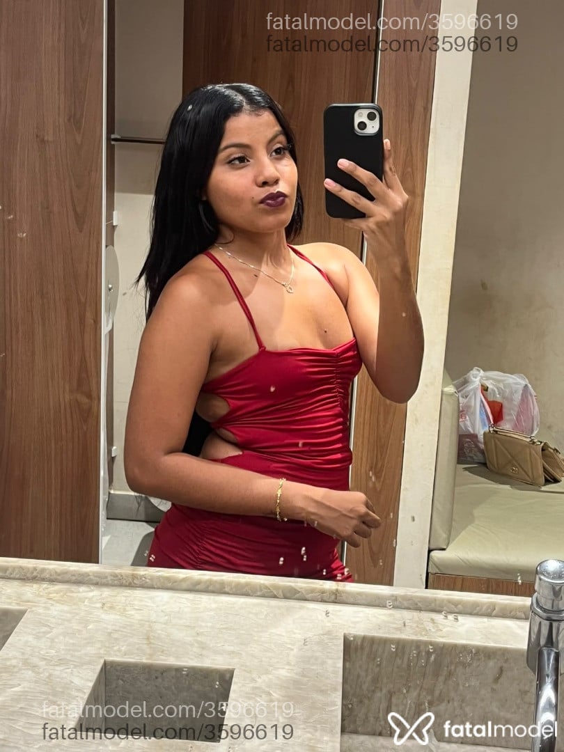 Acompanhante mulher morena (o) de olhos castanhos - Escorpianna