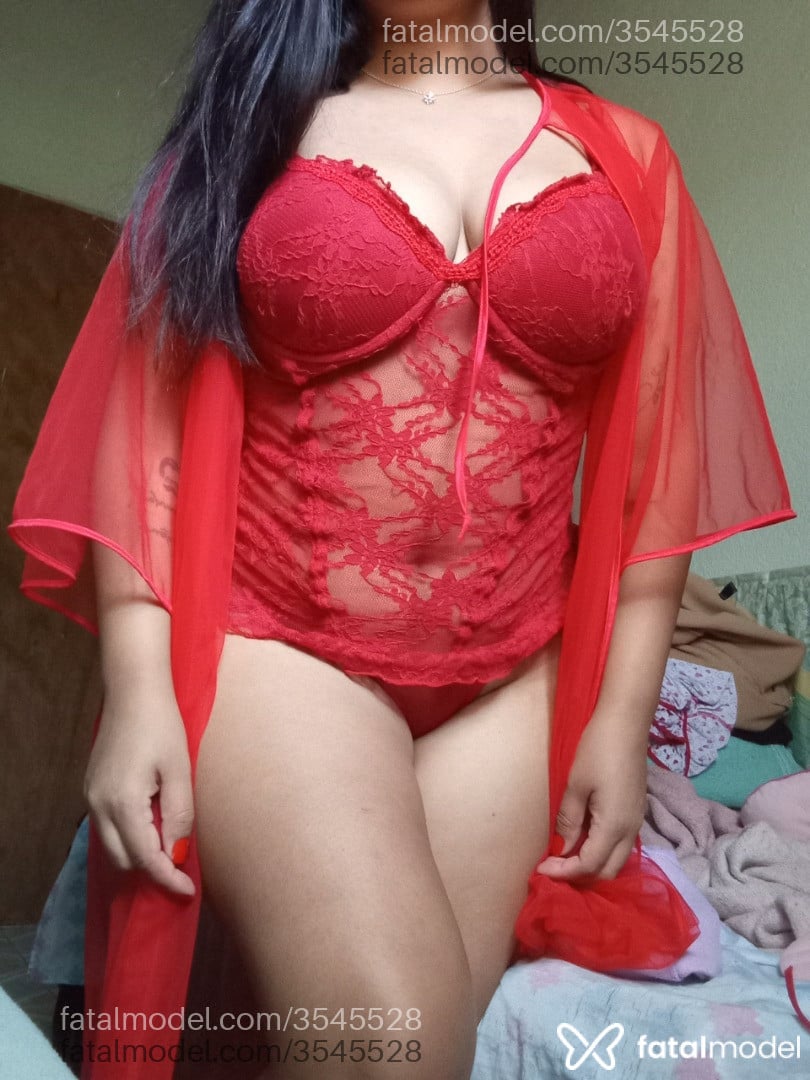 Acompanhante mulher morena (o) de olhos mel - Morenna