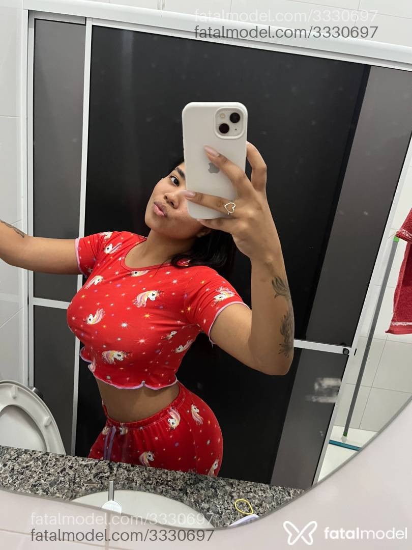 Acompanhante mulher morena (o) de olhos castanhos em Sinop - Mel