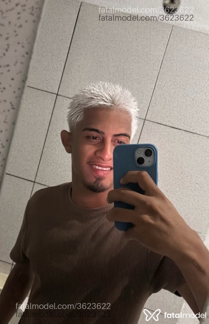 Acompanhante homem morena (o) de olhos castanhos - Lucas Mello