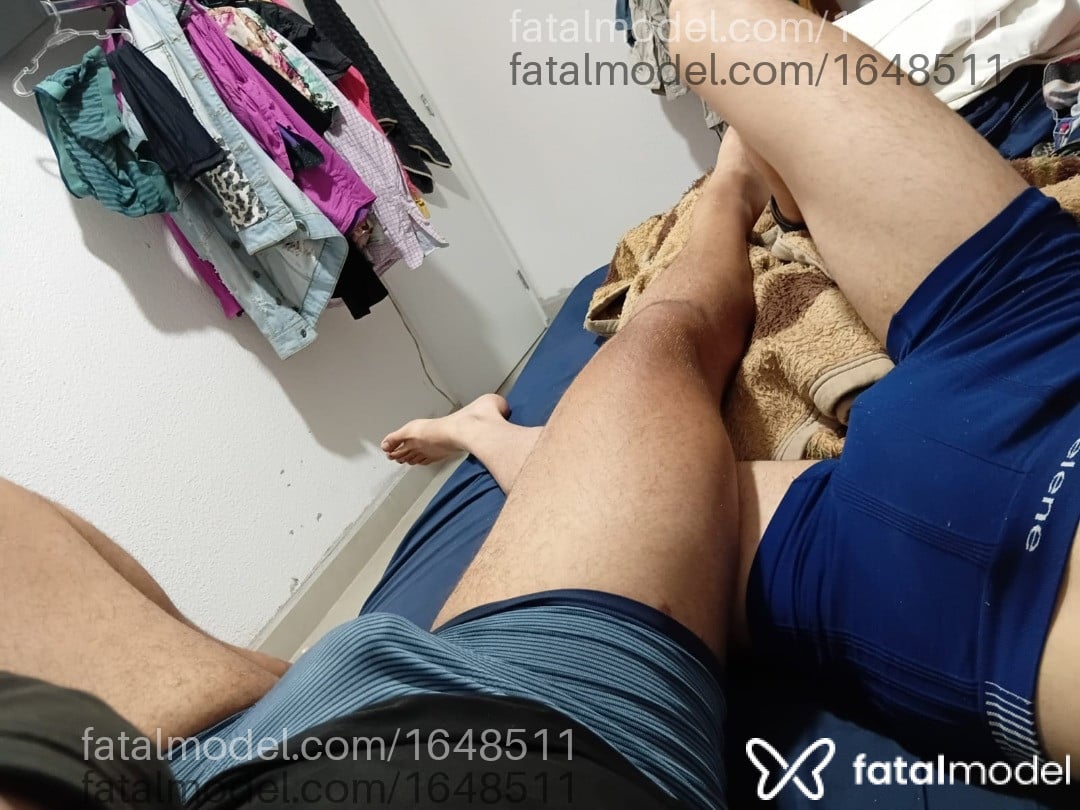 Acompanhante homem morena (o) de olhos castanhos - Angel