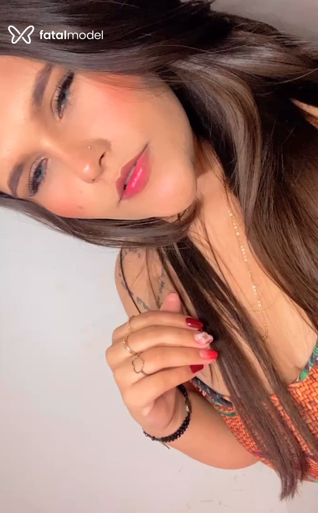 Acompanhante mulher com cabelo castanho de olhos castanhos em Palotina Acompanhante mulher com cabelo castanho de olhos castanhos em Palotina - Rebeca
