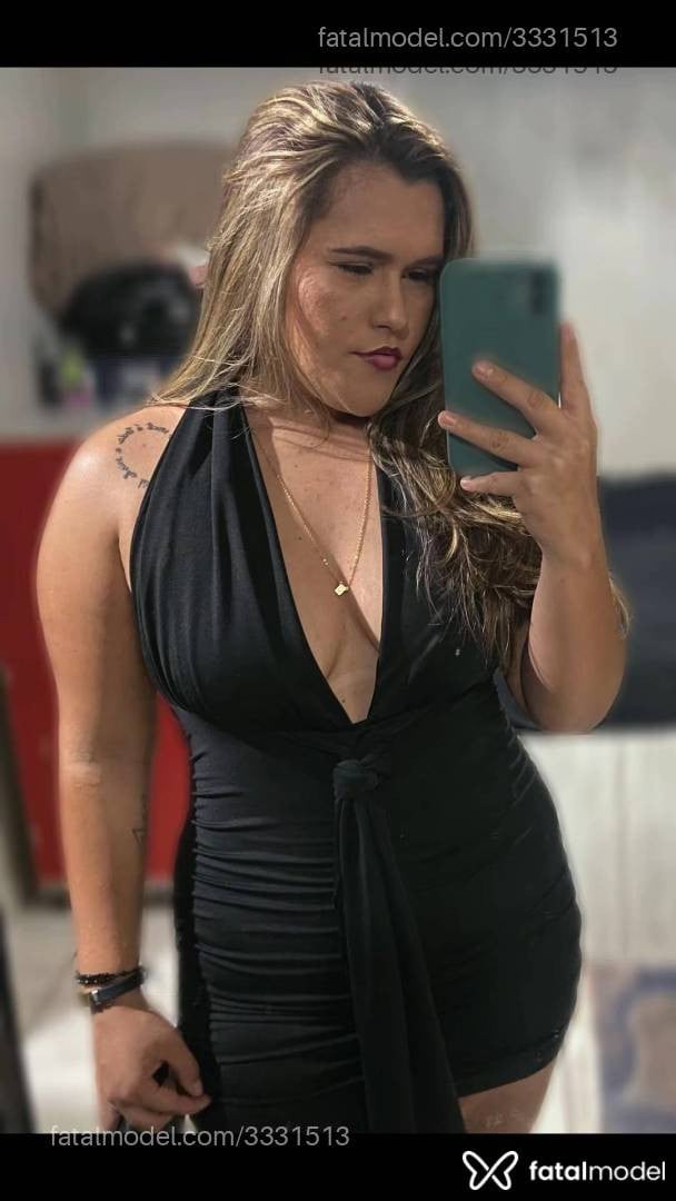 Acompanhante mulher com cabelo castanho de olhos castanhos - Rebeca
