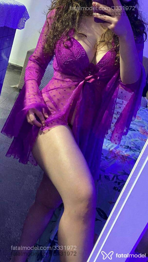 Acompanhante mulher loira (o) de olhos verdes - Eduarda