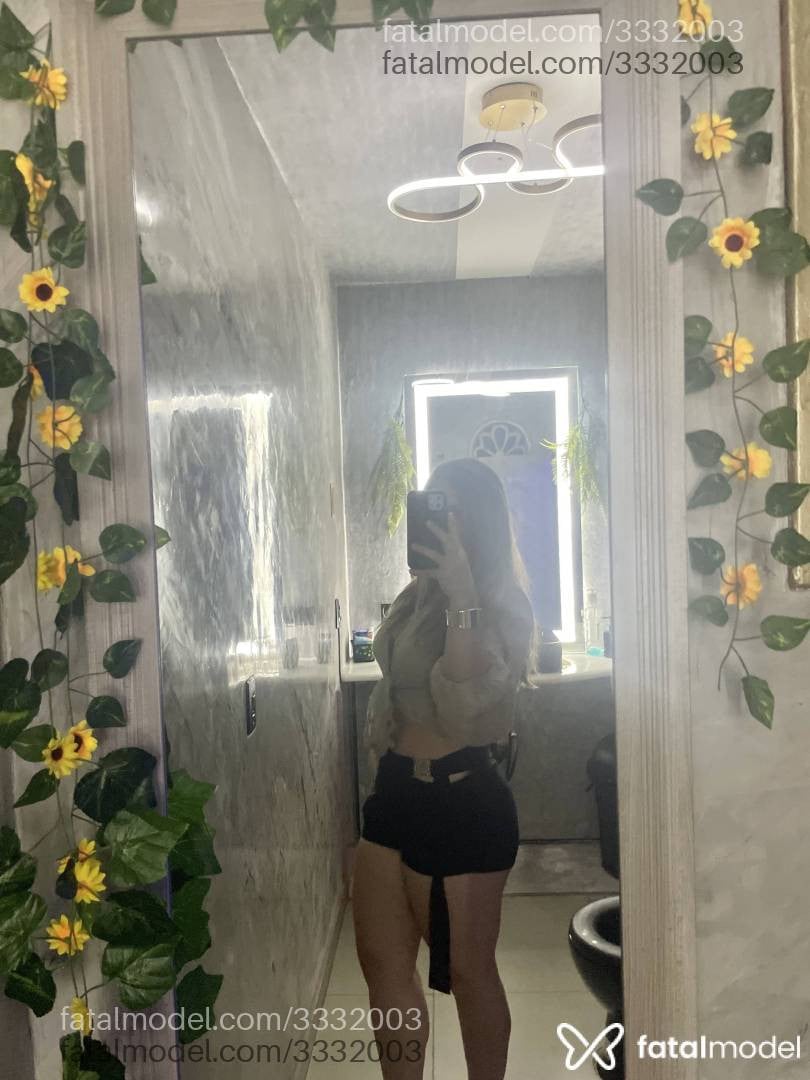 Acompanhante mulher loira (o) de olhos castanhos em Natal - Camila Amaral