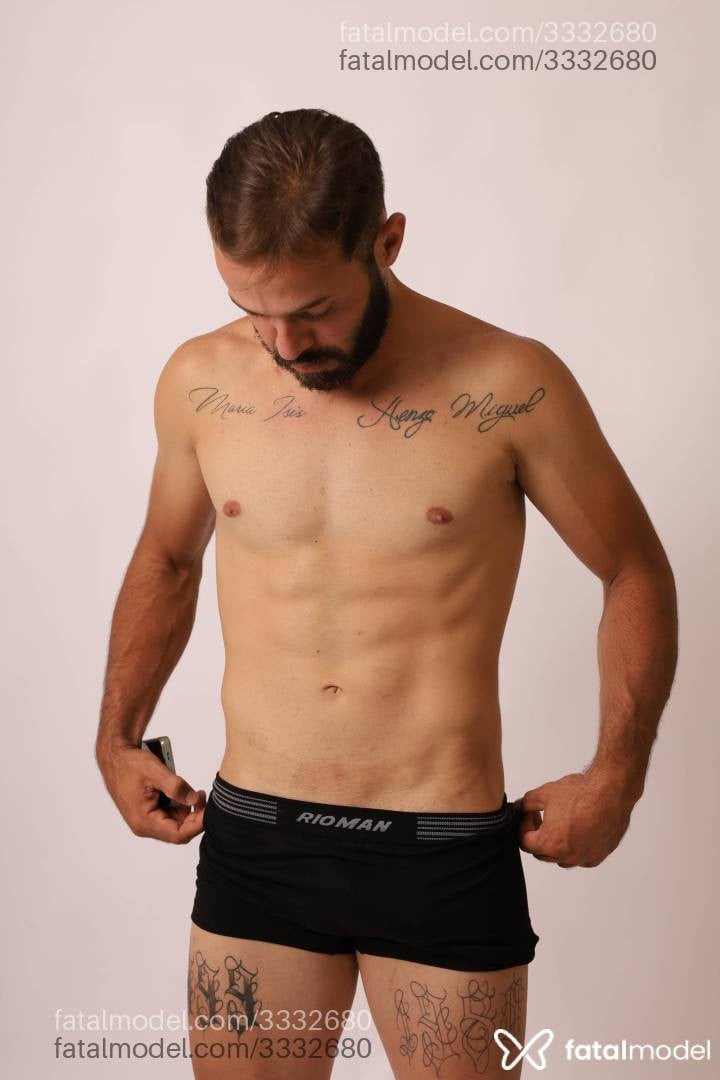 Acompanhante homem com cabelo castanho de olhos castanhos em São Paulo - Lucent