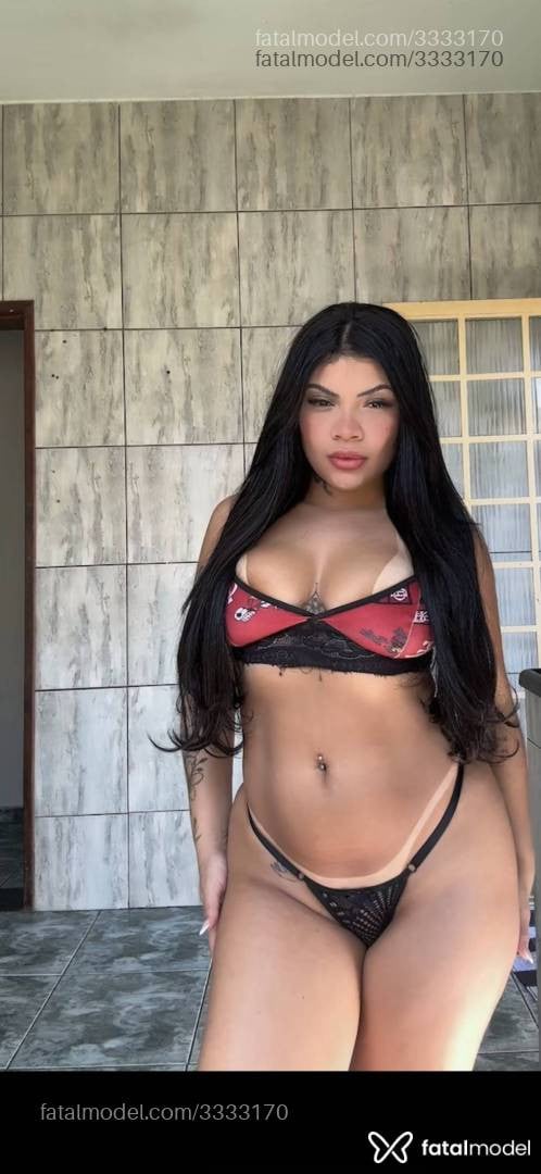 Acompanhante mulher morena (o) de olhos castanhos - Manu Alvez