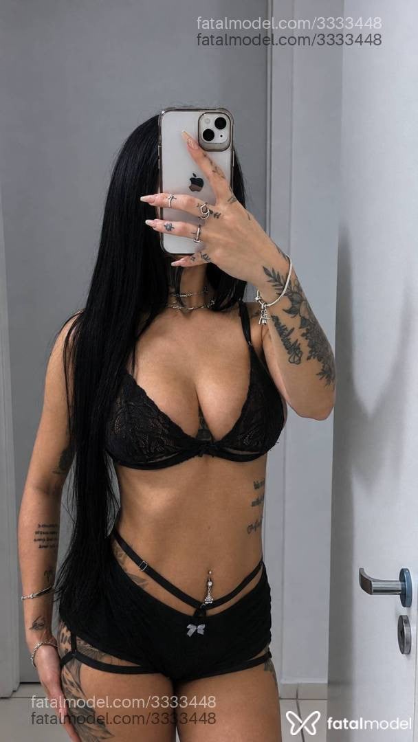 Acompanhante mulher morena (o) de olhos castanhos - Mirella