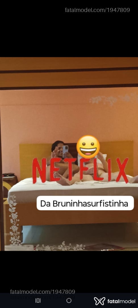 Acompanhante mulher com cabelo castanho de olhos castanhos - Bruninhaasurfis