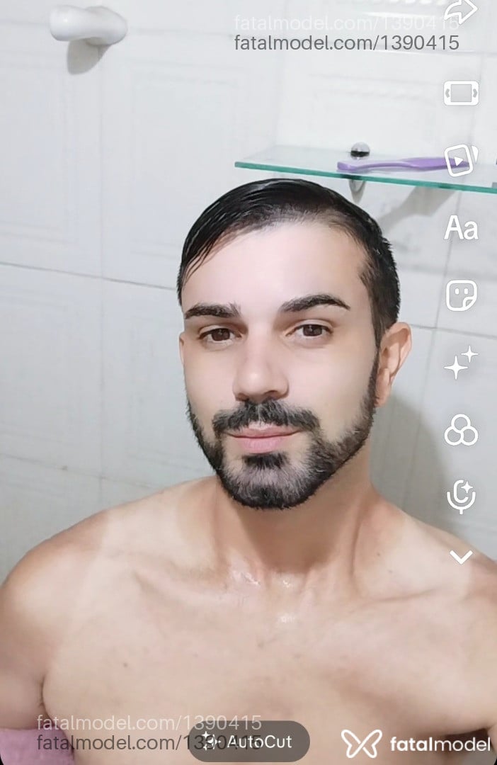 Acompanhante homem com cabelo castanho de olhos castanhos - Luan Moura