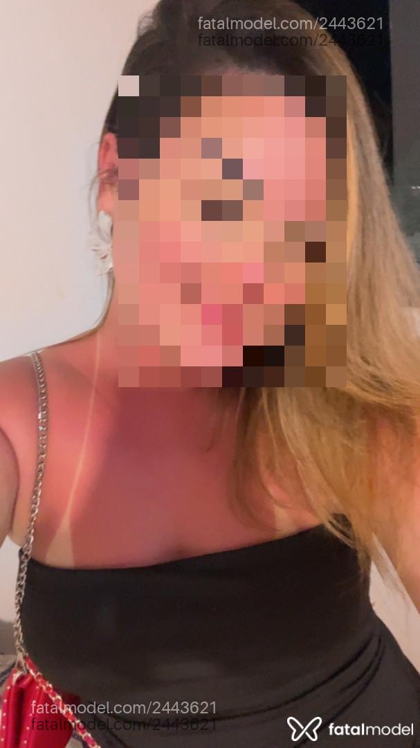 Acompanhante mulher loira (o) de olhos castanhos - Laura