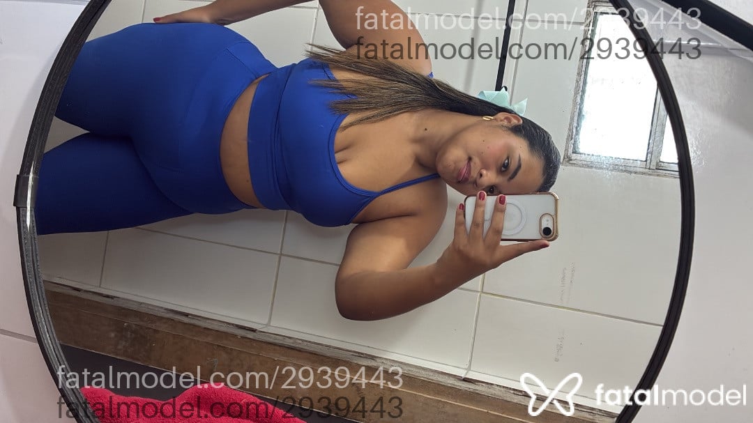 Acompanhante mulher morena (o) de olhos castanhos - Júlia Martins