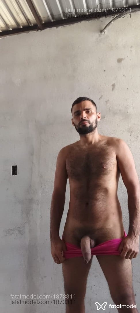 Acompanhante homem morena (o) de olhos pretos - Lucas