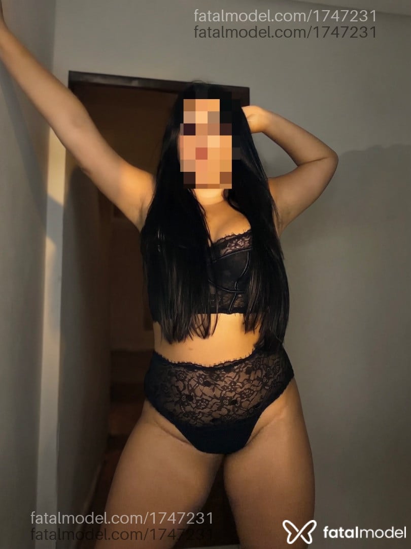 Acompanhante mulher morena (o) de olhos castanhos - Maya Dantas