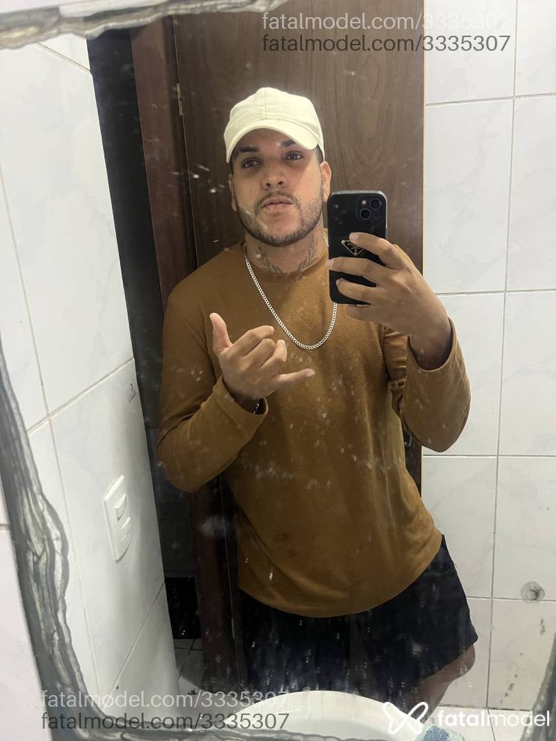 Acompanhante homem morena (o) de olhos castanhos em Santa Cruz do Capibaribe Acompanhante homem morena (o) de olhos castanhos em Santa Cruz do Capibaribe - Biel Carlos